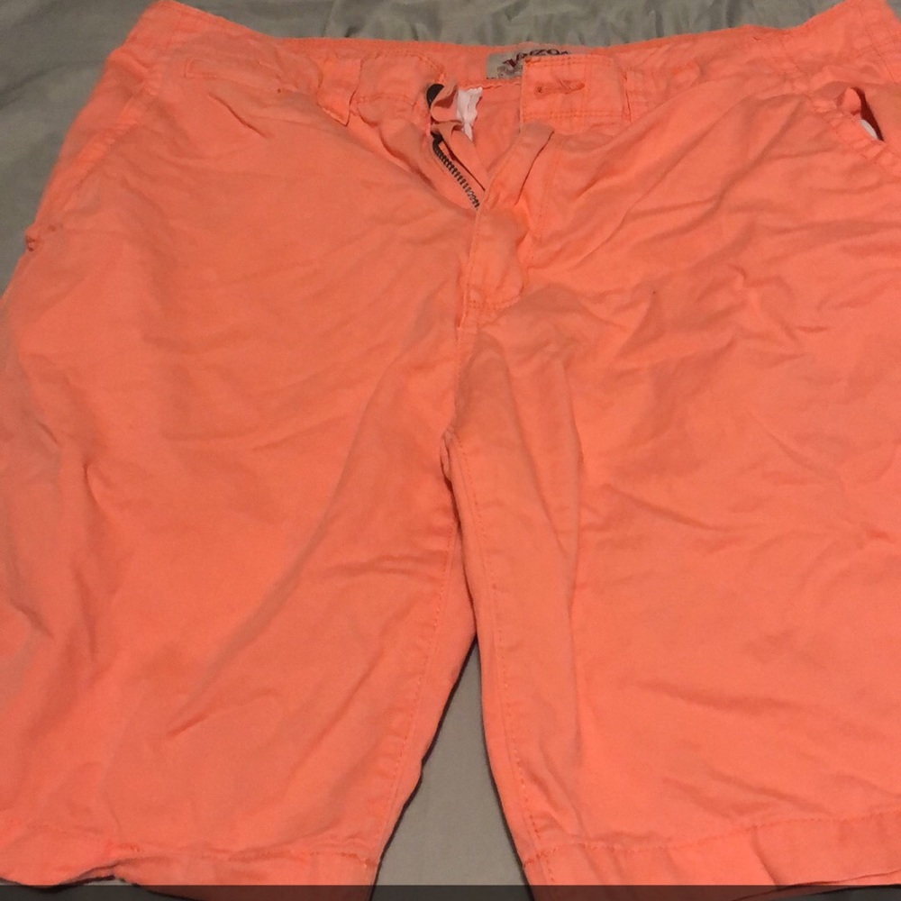 Arizona size 36. More peachy